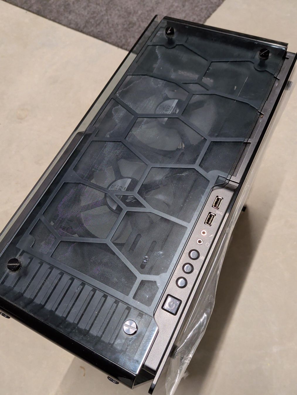Corsair Custodie: Corsair Crystal 570X RGB PC Gehäuse – Usato da Kriessern venduto da Roman1224 2
