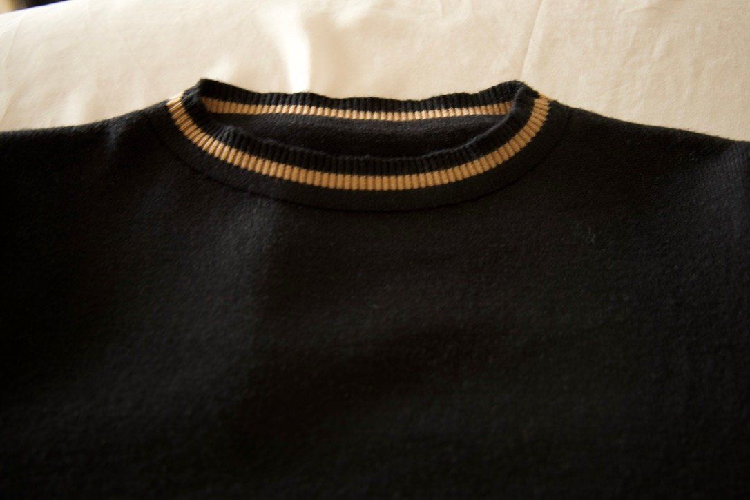 Pullover & Sweatshirts: Pull  noir manches courtes – Neu (gemäss Beschreibung) aus Genève von LiPhry 3