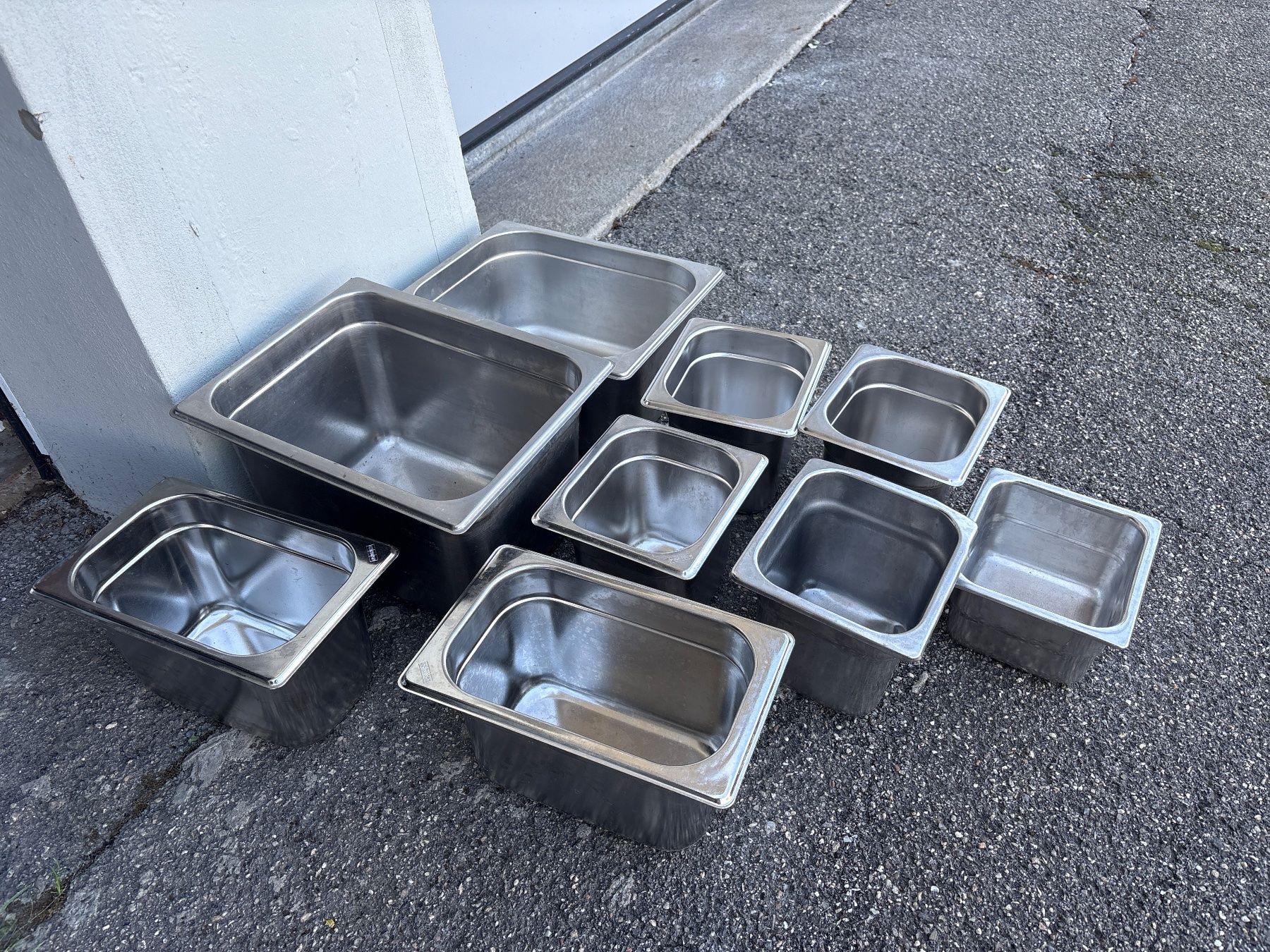 Cuisines complètes: Wärmebehälter 9 Stück – D'occasion à Aarwangen par kah_79t5