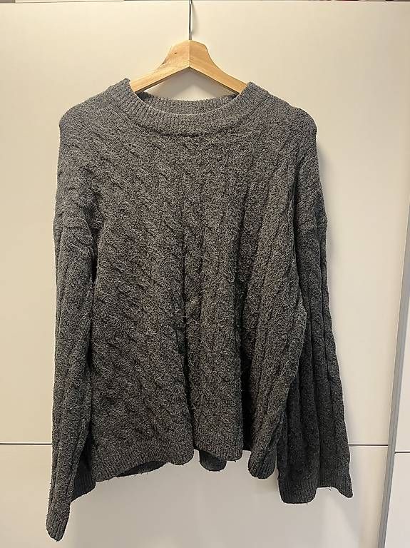 Vestiti: H&M  – Usato da St. Gallen venduto da bli_5hp8