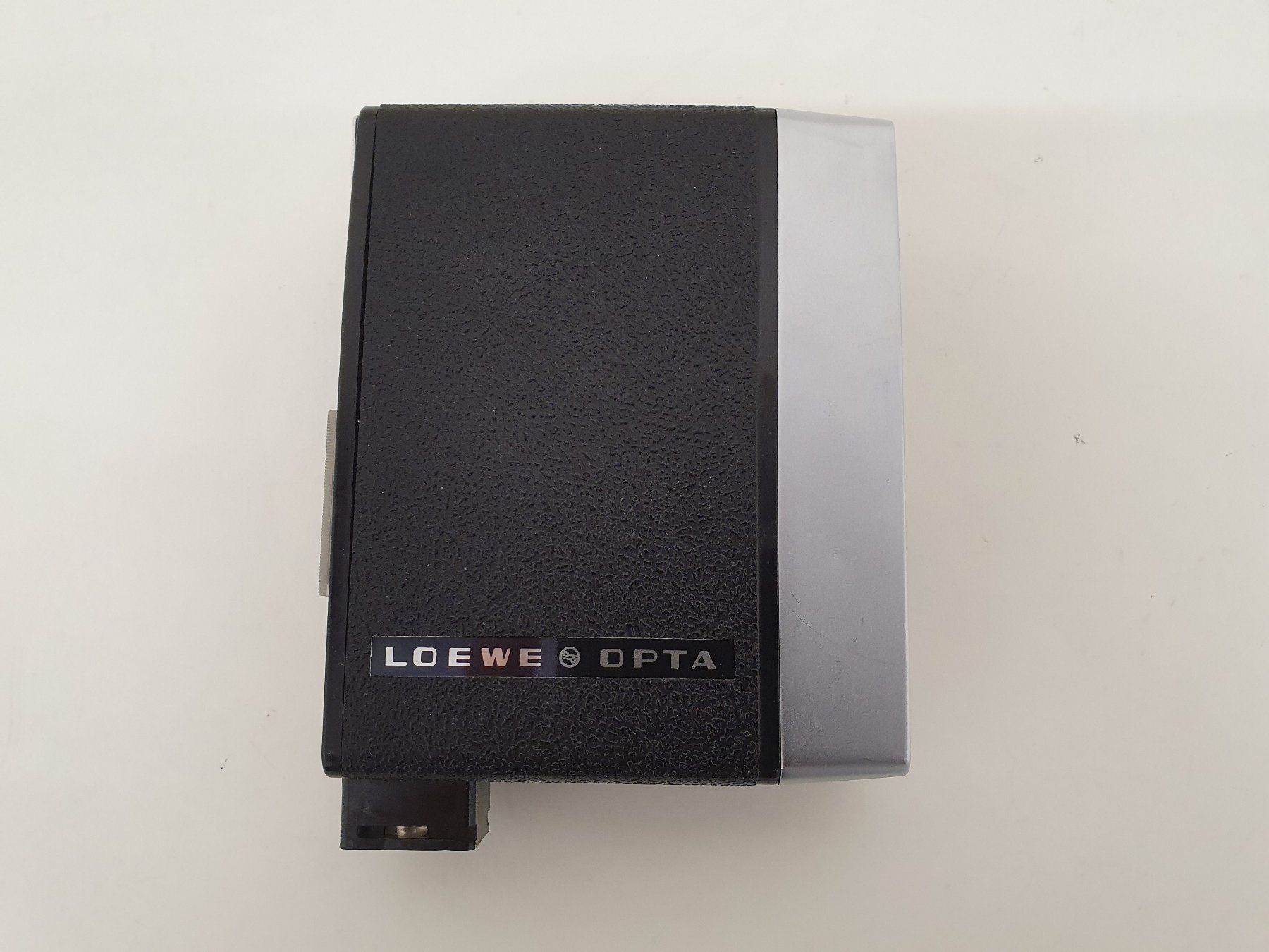 Flash: Vintage Blitzgerät LOEWE OPTATRON 530C - Schnäppchen! – Usato da Aegerten venduto da taxidermo 1