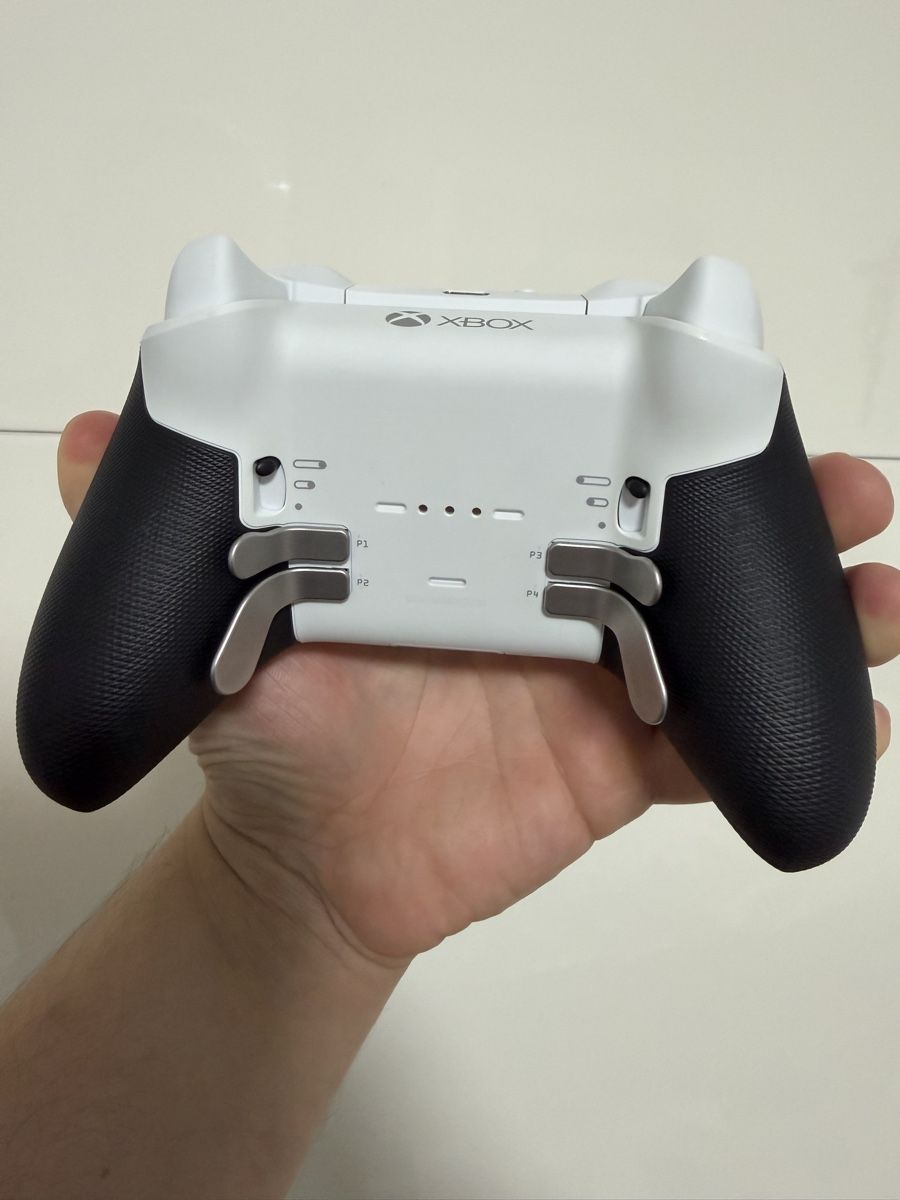 Controller: Xbox Elite Series 2 Controller weiss Modell 1797 gebraucht – Usato da Niederbipp venduto da yar_tf6f 2