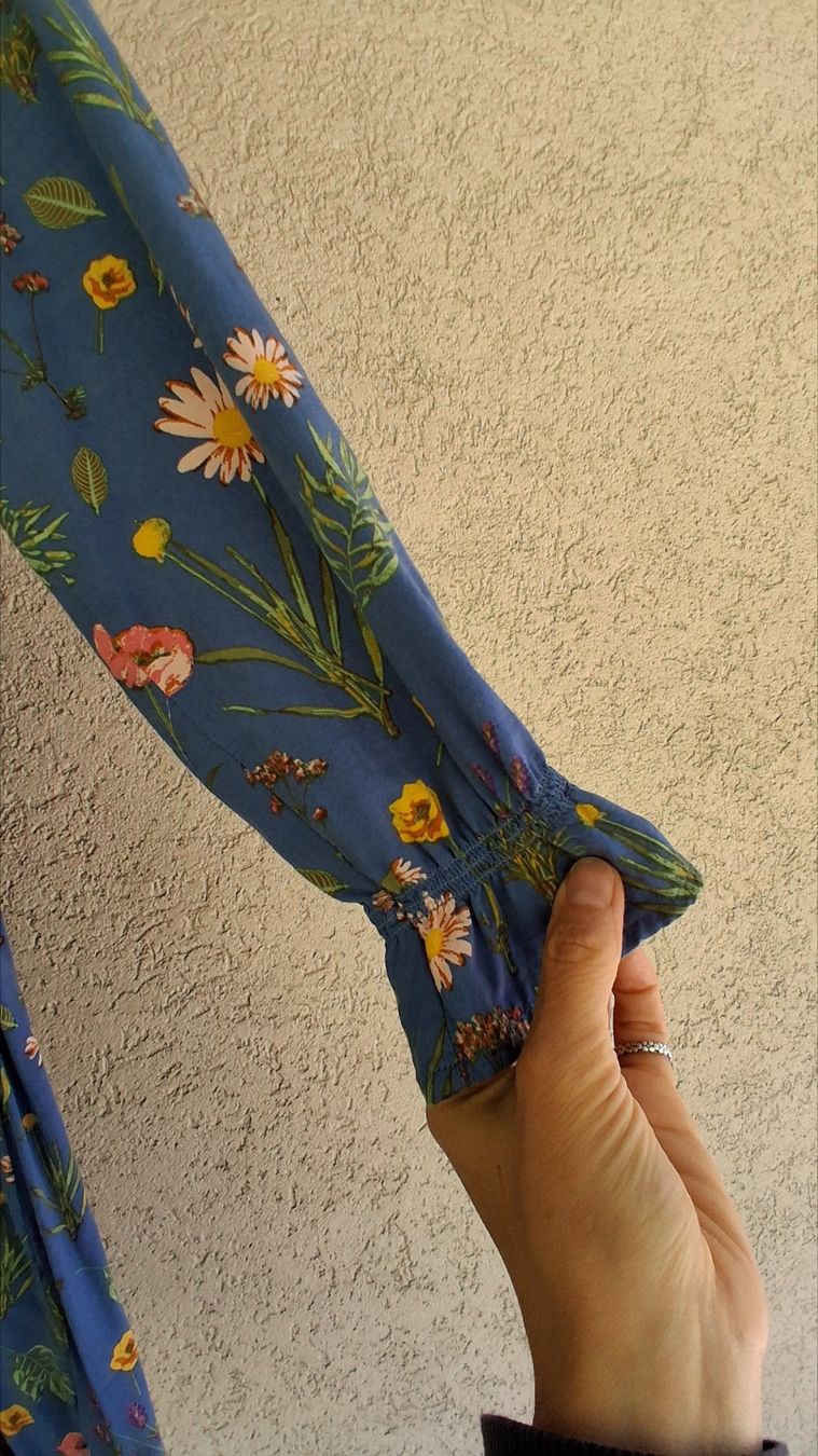 Tom Tailor Vestiti: Blumenkleid blau, Tom Tailor, Gr. 36, luftig – Nuovo (secondo la descrizione) da Wald ZH venduto da e8e 4