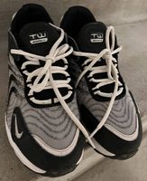 Nike Jungen-Sneaker, Gr. 37,5 ?
