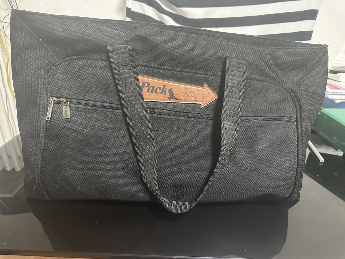 Taschen: Reisetasche Pack Easy schwarz Grosse Reisetasche – Gebraucht aus Ettingen von Vasantha25