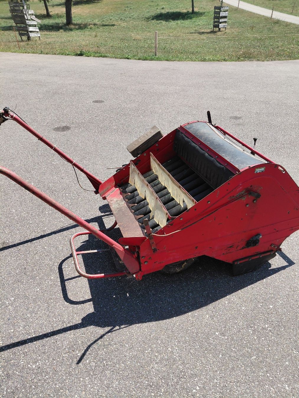 Toutes les machines: Auflesemaschine Büchler – Défectueux à Schongau par valtra05 1