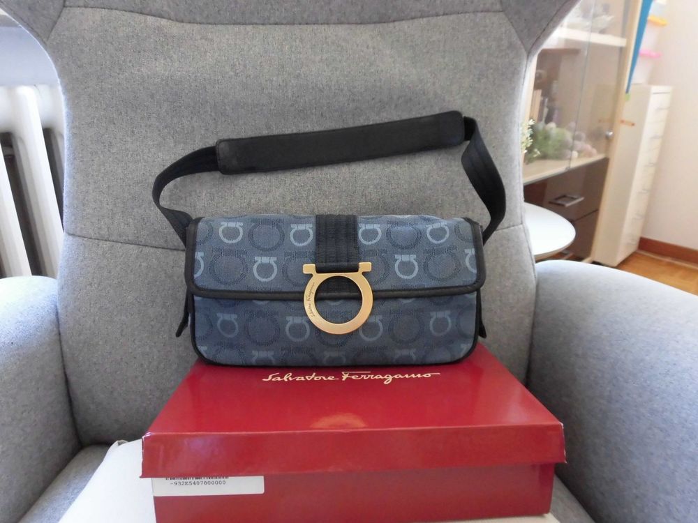 Tasche on sale salvatore ferragamo