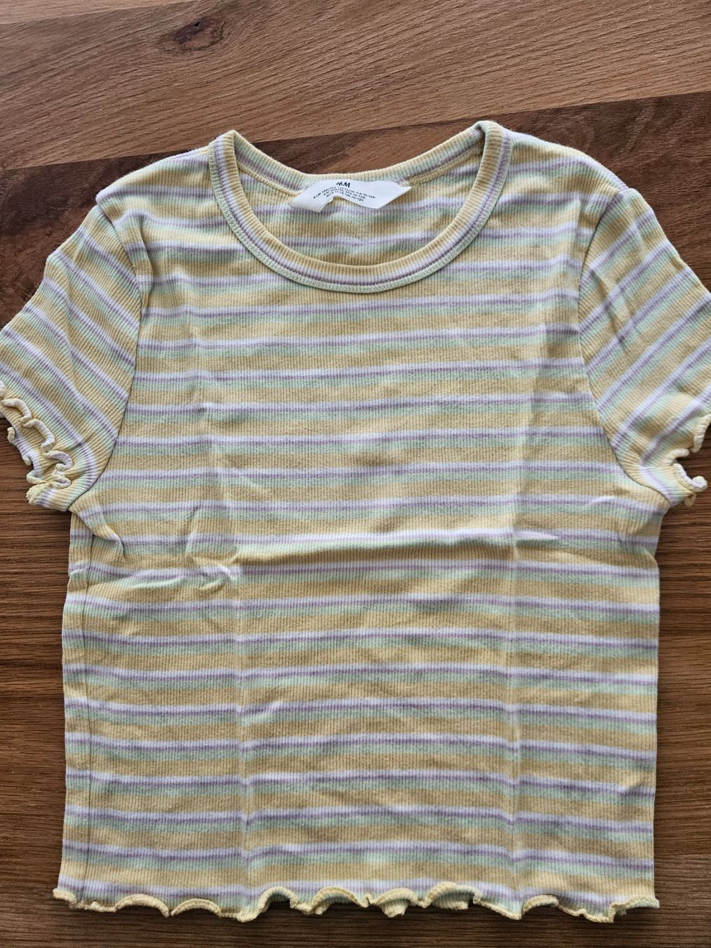 H&M Camicette, T-shirt & Top: Tshirt H&M Gr. 140-146  gestreift – Usato da Engelburg venduto da ynnoc19