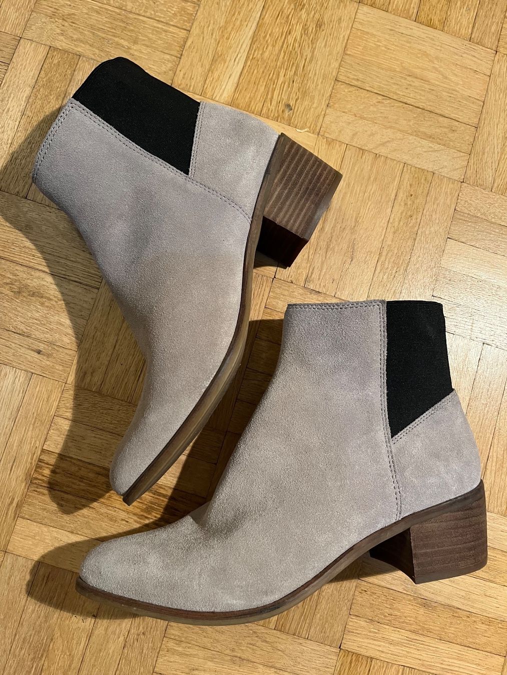 Scarpe da donna: New Boots super comfort in leather size 38 – Nuovo (secondo la descrizione) da Chêne-Bougeries venduto da Seetooyoo 1