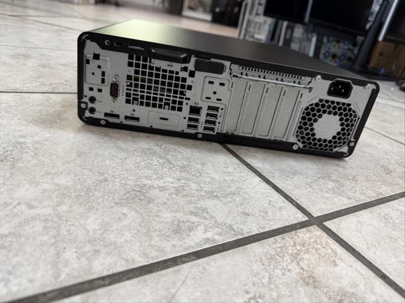 Hewlett Packard PC: HP EliteDesk 800 G3 SFF – Usato da Zizers venduto da Digitag0 3
