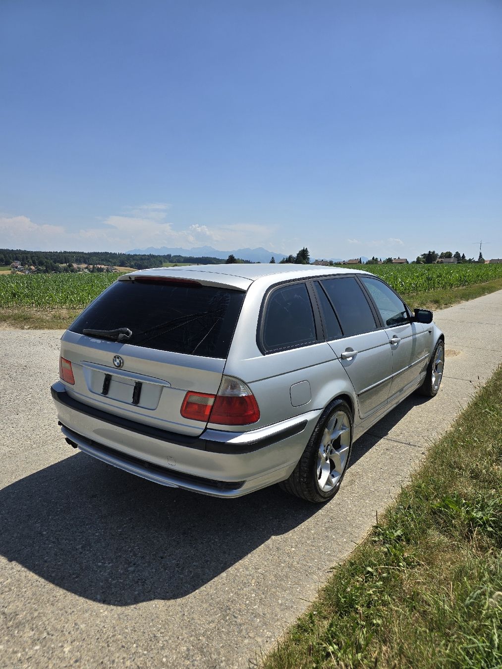 BMW Autos: Bmw e46 325i touring – D'occasion à Froideville par tra_n6rb 3