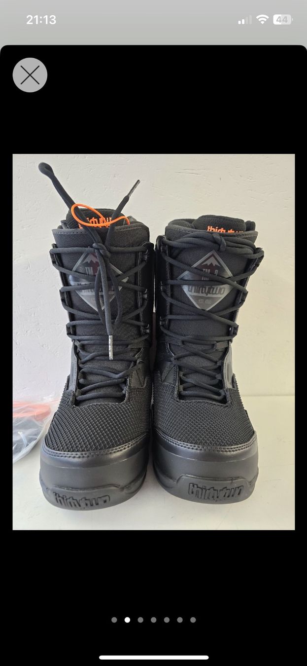 Scarpe da uomo: Bottes de snowboard neuves, taille 44.5 – Nuovo e nell'imballaggio originale da Adliswil venduto da Martina.Zelenakova 1