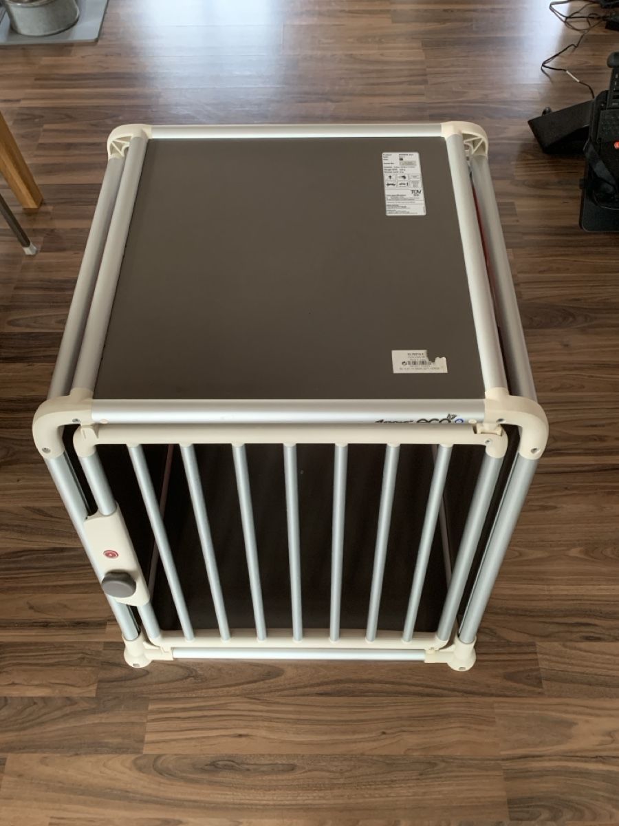 Käfige, Transport & Sicherheit: Hundebox – Gebraucht aus Auenstein von Awsathag