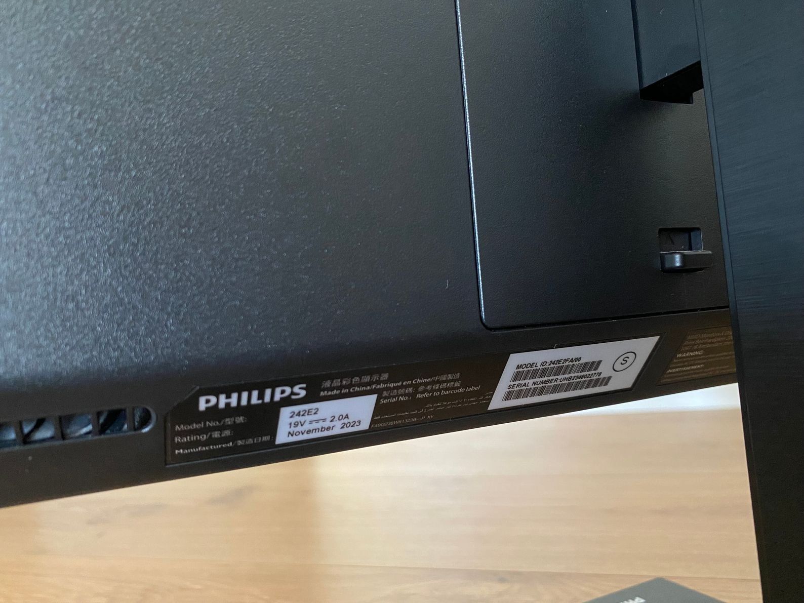 Monitor: 2 LCD Monitore von Philips 24 "/ Full HD inkl. 2 HDMI-Kabel – Usato da Bronschhofen venduto da sevi_luca 4