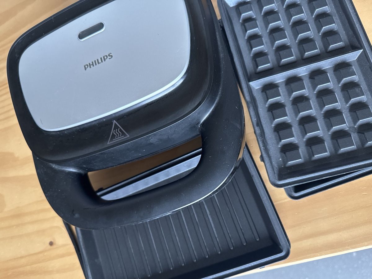 Philips Küchengeräte: Phillips electric waffle maker, sandwich maker and grill – Gebraucht aus Zürich von ivn_pr75 1