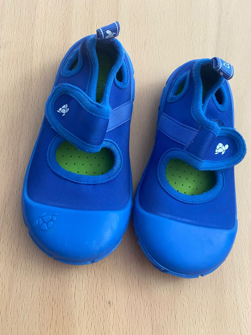Scarpe per ragazzi: Badeschuhe Tutrl 26-27 – Usato da Herzogenbuchsee venduto da MoLa85