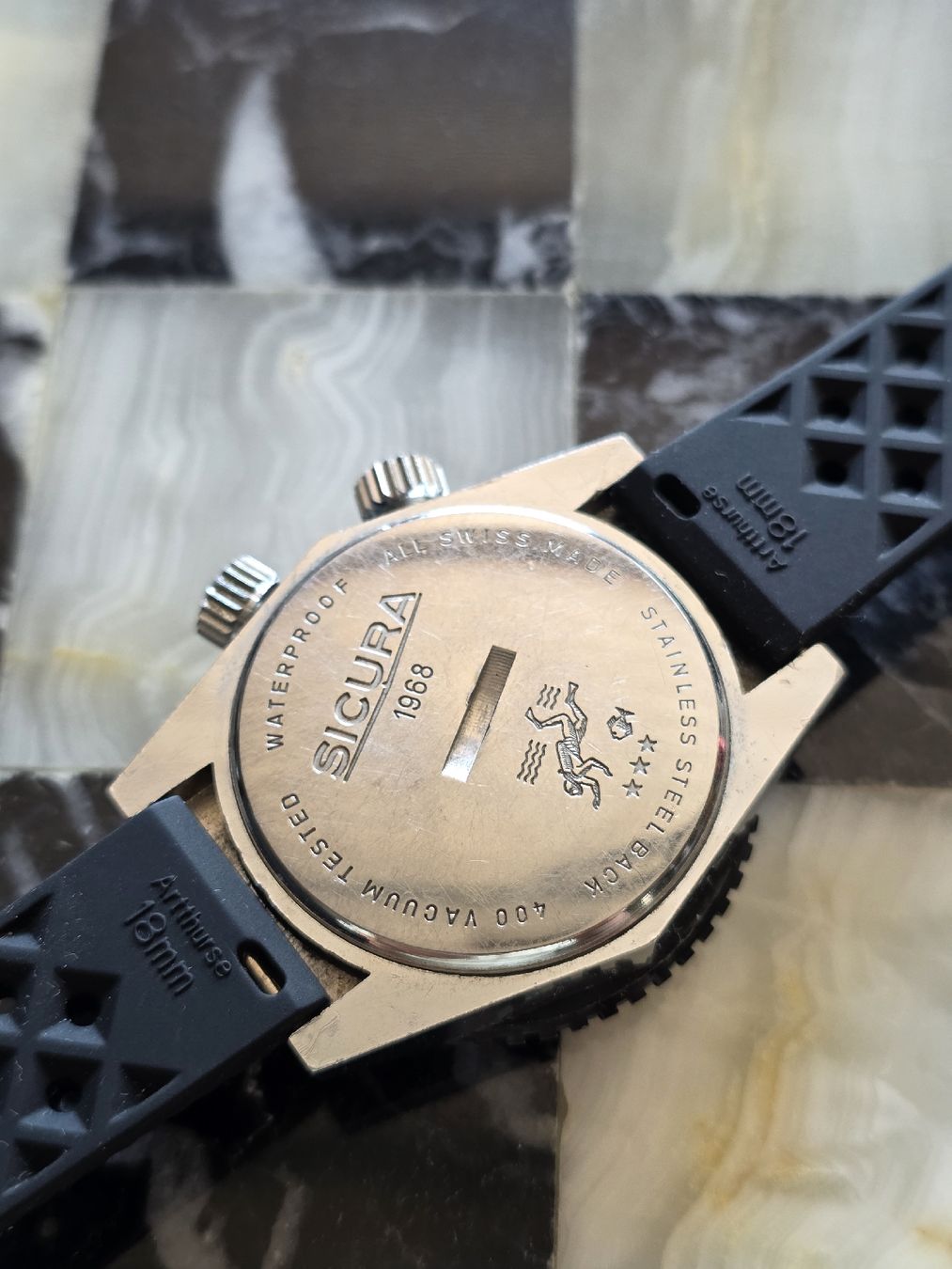 Sicura Orologi: Vintage Sicura Diver – Usato da Salmsach venduto da Vinted.by.Y.R 2