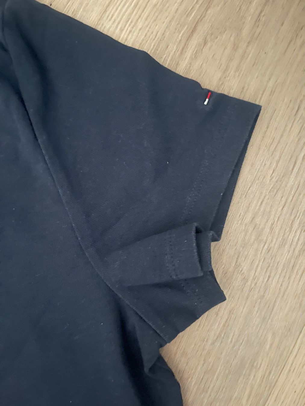 Tommy Hilfiger T-shirt: Damen T-Shirt Tommy Hilfiger – Nuovo (secondo la descrizione) da Winterthur venduto da Deal246 2