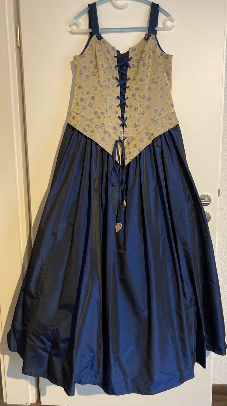 Robes: Brautkleid Abendkleid Trachtenkleid – D'occasion à Diepflingen par Sina4456 1