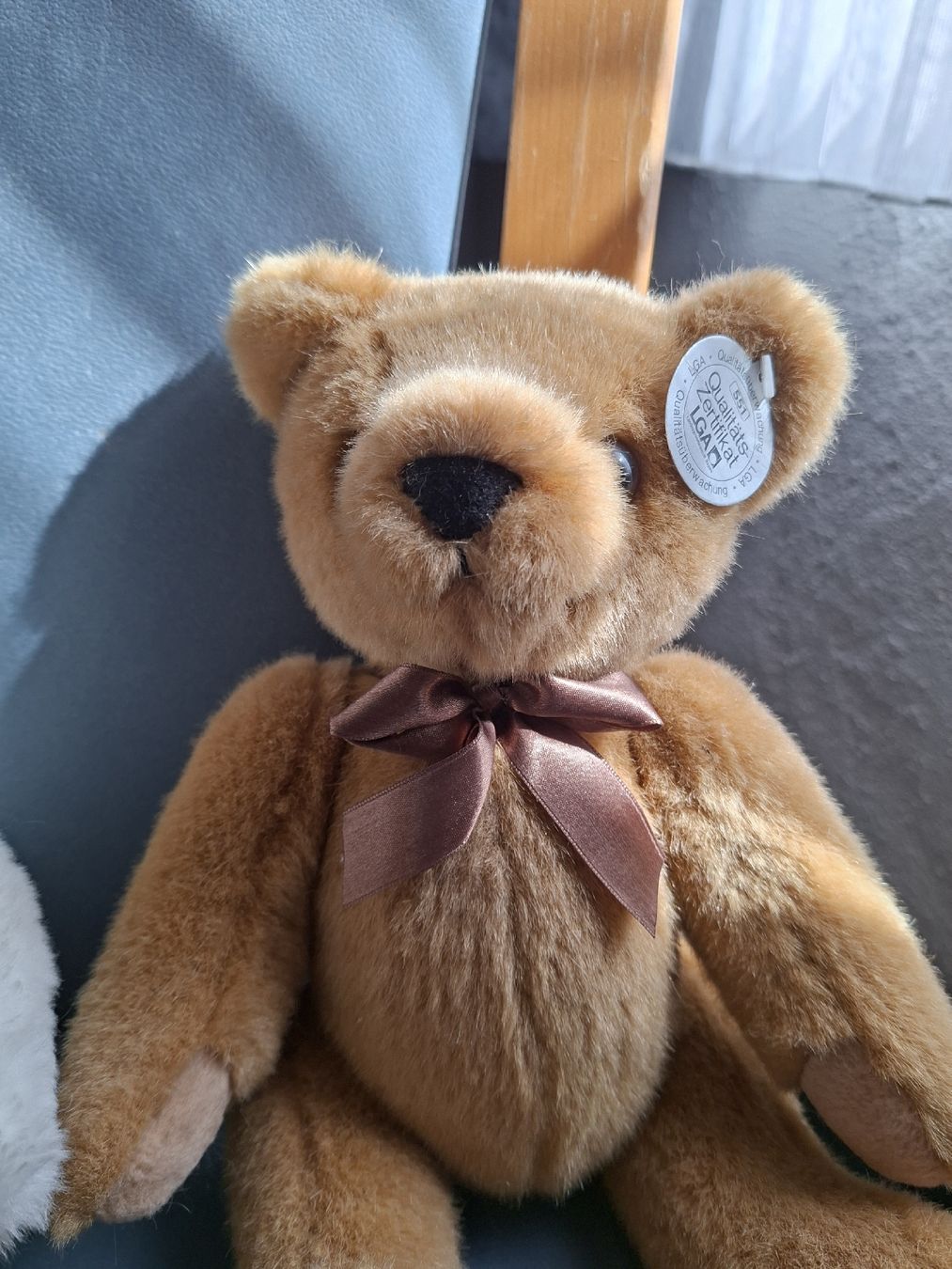 Statuette: Zwei Stoffbären Eisbär und Teddybär – Usato da Oberhasli venduto da Cortina 2