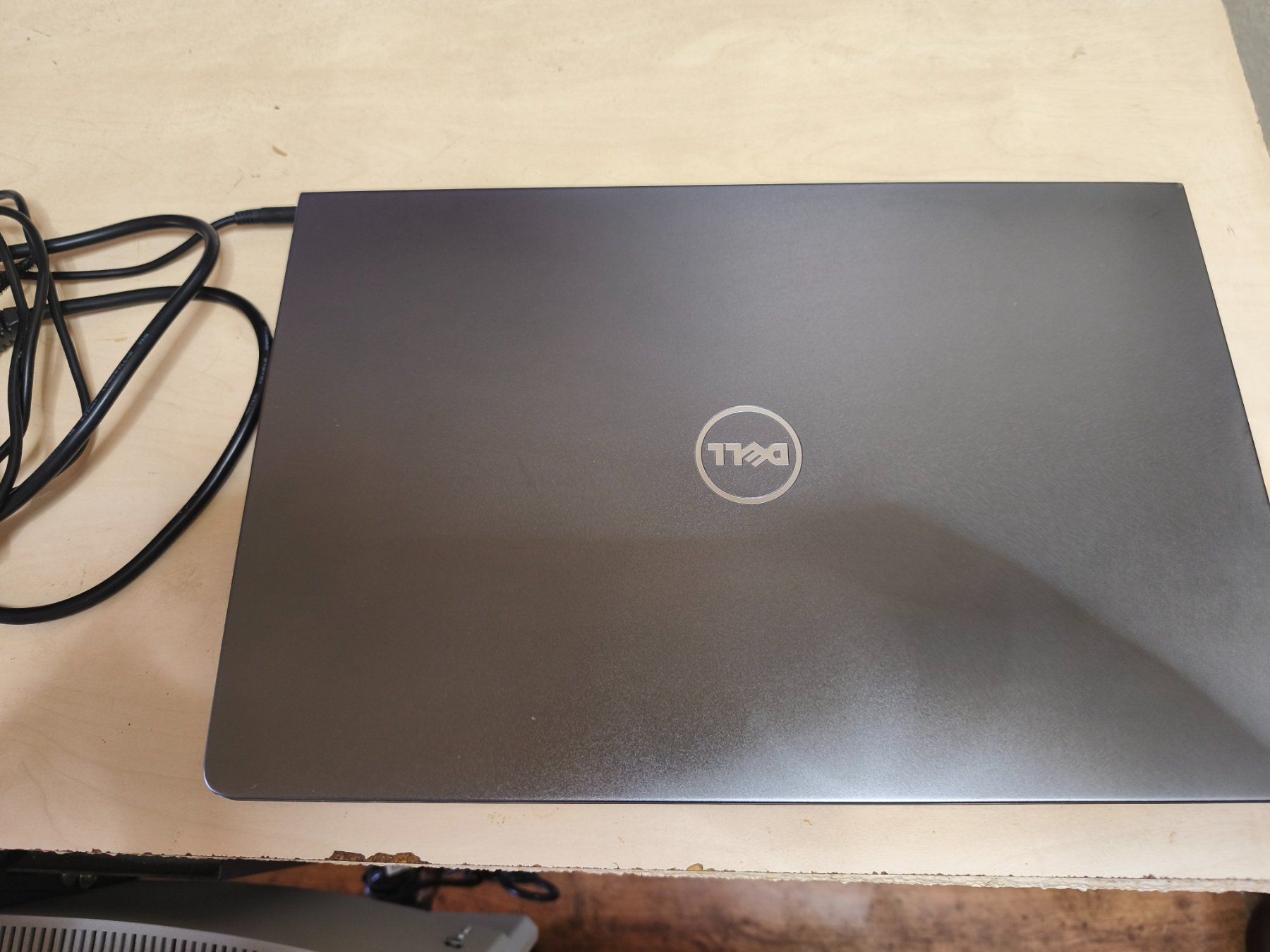 Dell Portables: Dell Vestro i 5 – D'occasion à Burgdorf par weggu.666 3