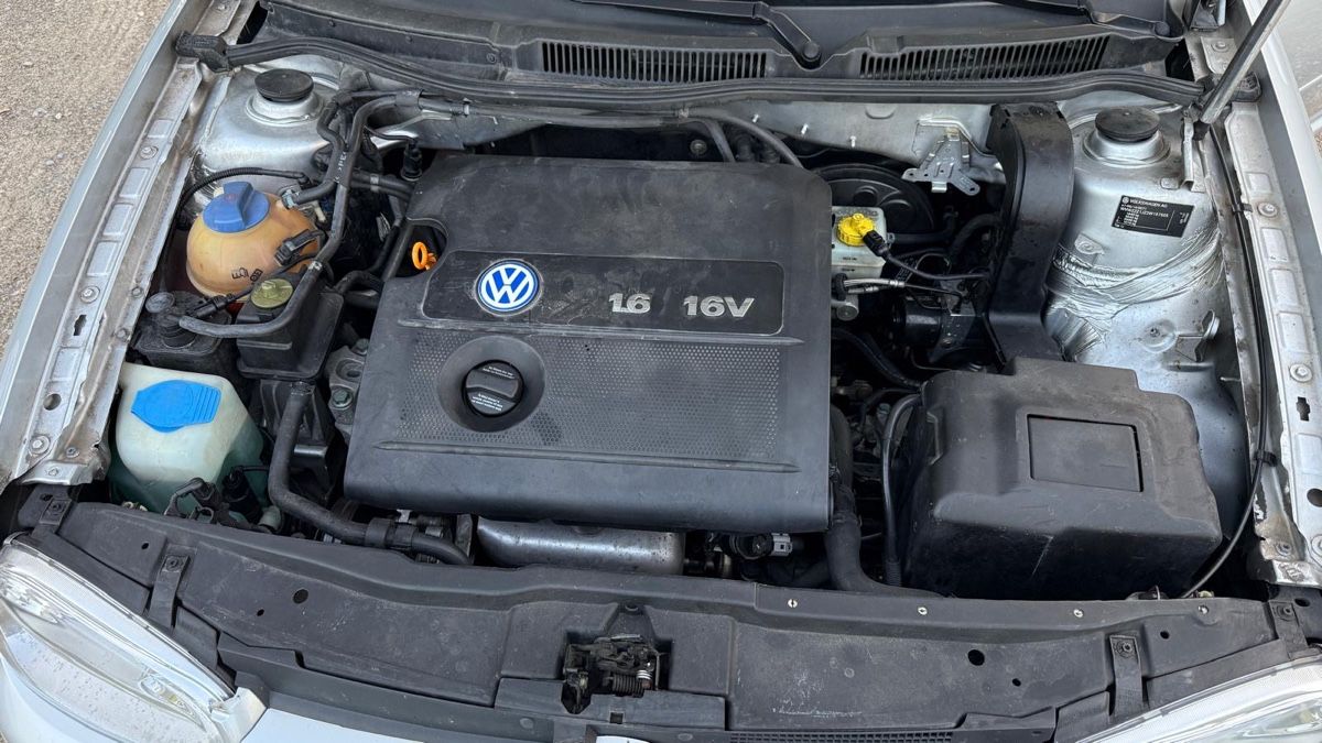 VW Automobili: VW Golf 4 Variant Defekt – Difettoso da Zufikon venduto da nra_y6tr 6