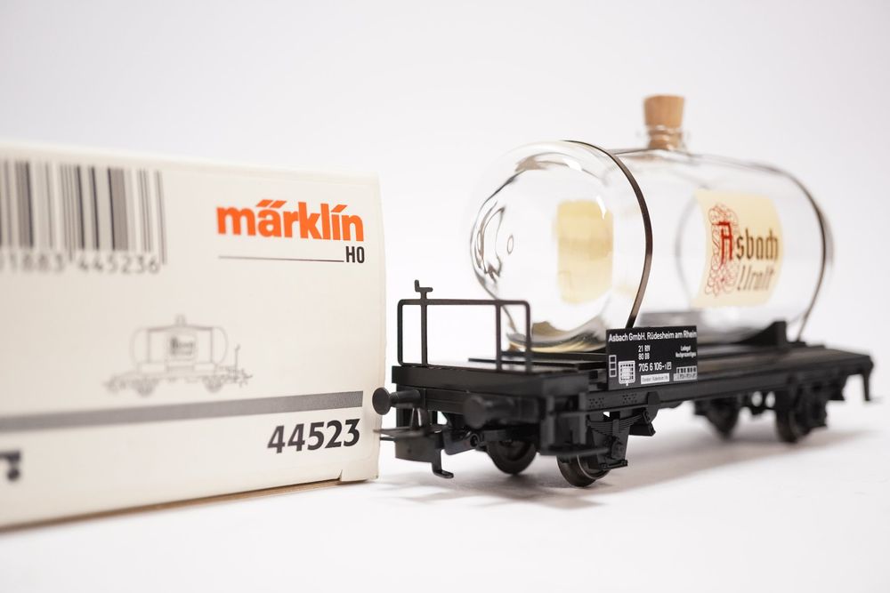 4œ Märklin HO 44523 Glas Kesselwagen Asbach Uralt (Gebraucht) in ...