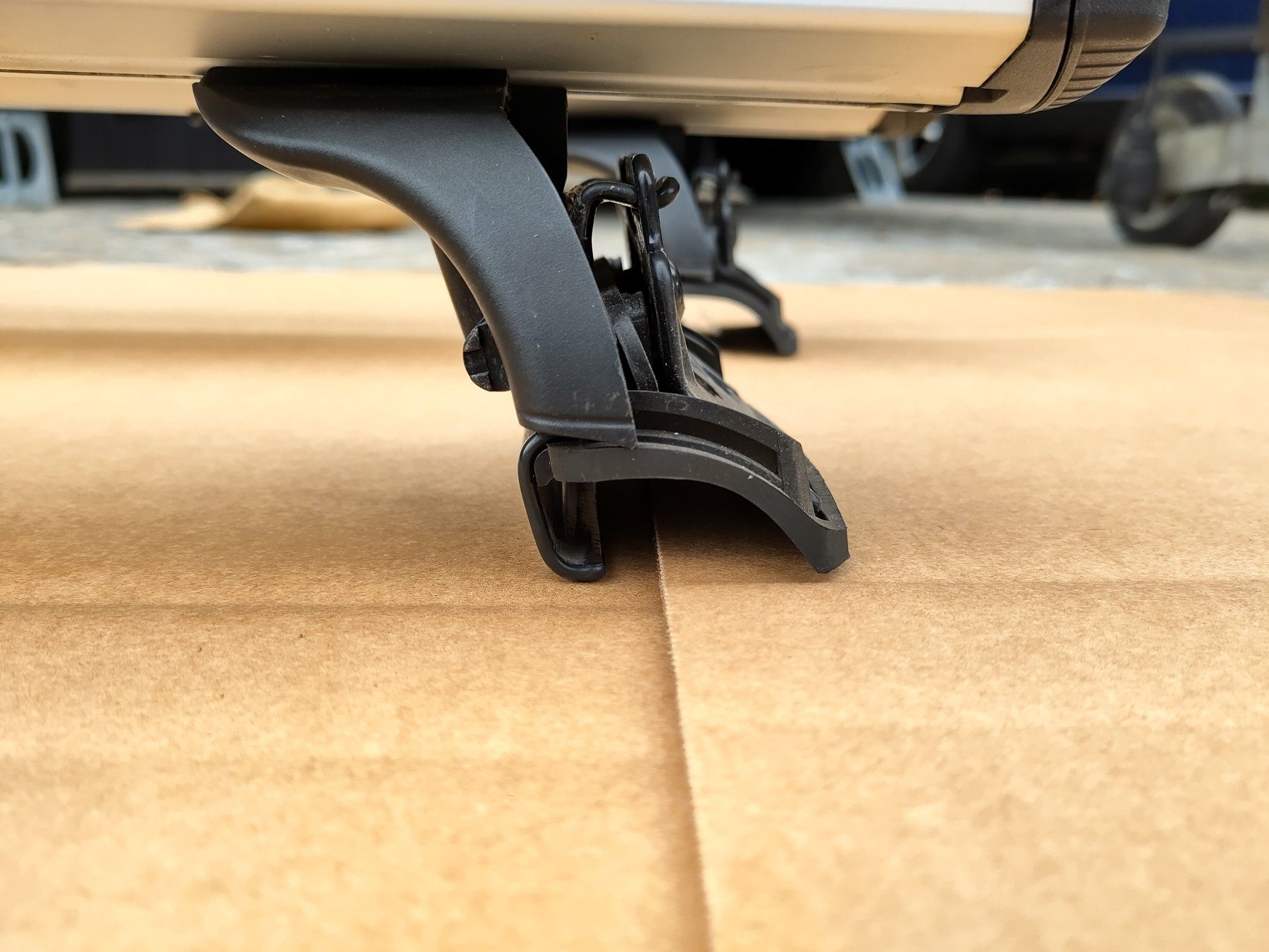 Thule Portapacchi: Thule Dachträgersystem 753/460, gut erhalten – Usato da Schwändi GL venduto da kunubu 1