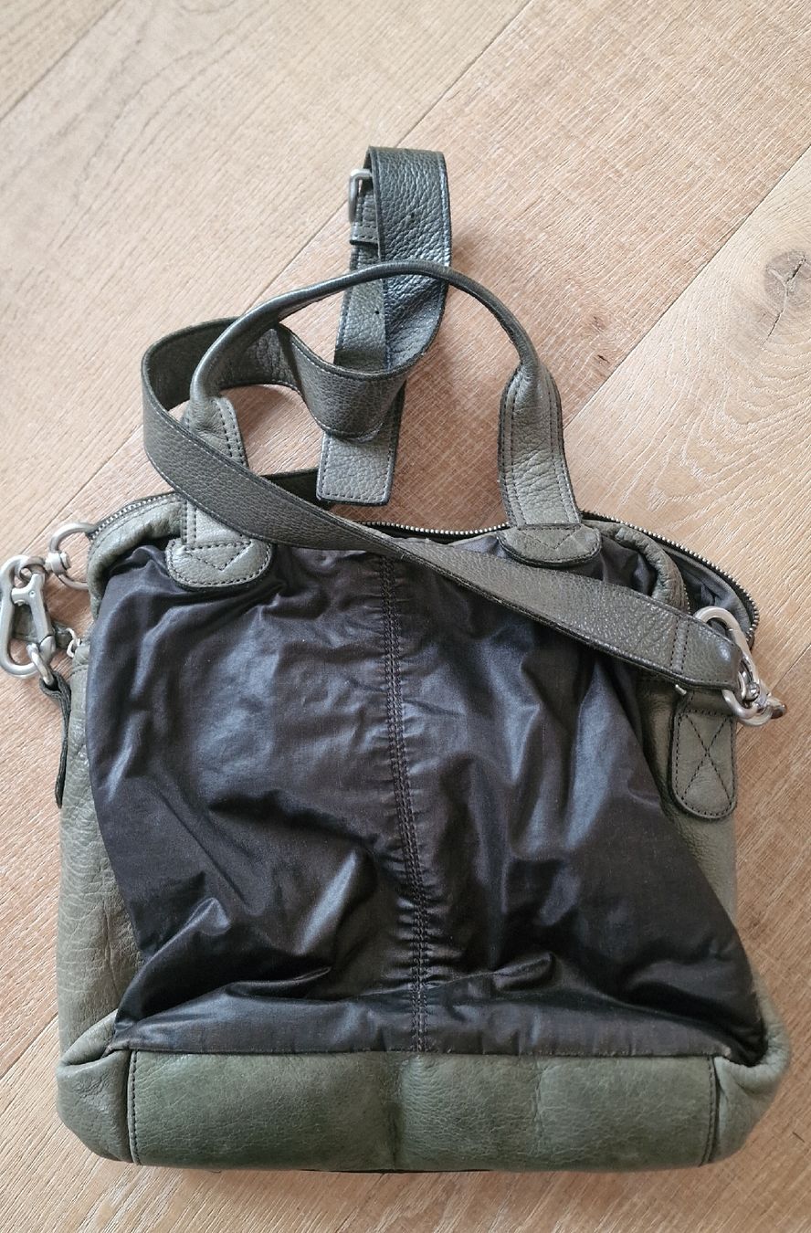 Liebeskind Altro in  Abbigliamento & Accessori: Liebeskind Berlin Tasche, – Usato da Rapperswil BE venduto da Odev 1