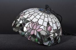 Große Tiffany Stil Hängelampe Ø41 cm – Blumenmotiv