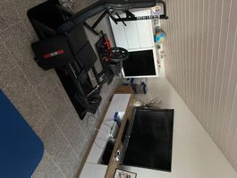 Playseat Simracing mit Lenkrad Pedalen, PS4, TV Sony
