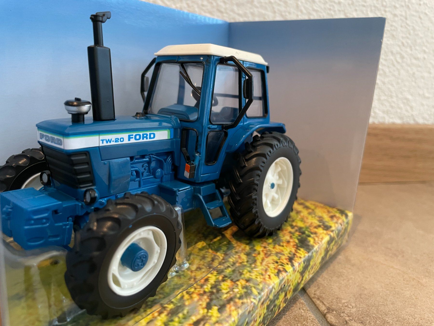 Ford Trattori: Ford TW 20 – Nuovo e nell'imballaggio originale da Kreuzlingen venduto da Stefan1150 1