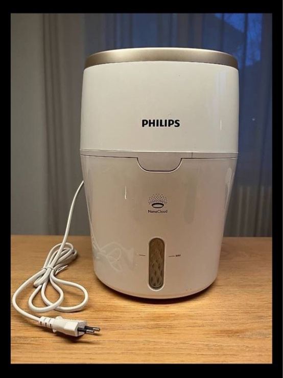 Philips Umidificatori d'aria: Philips NanoCloud Luftbefeuchter HU4811 – Usato da Chur venduto da coskun
