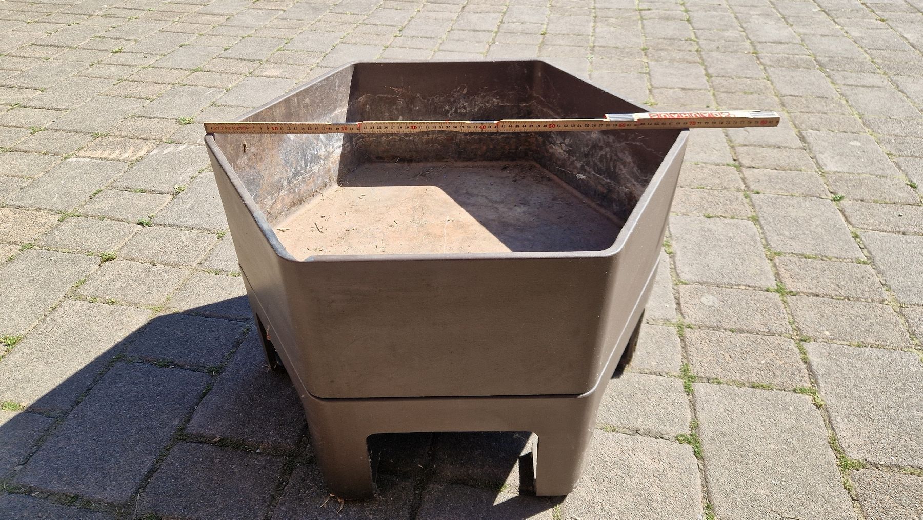 Vasi per fiori: Top Pflanzkasten mit Ständer, Braun! – Usato da Illighausen venduto da holzchaefer