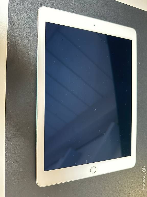 Apple Tablet PC: iPad Air 2 128 GB (Wi-Fi) – Usato da Effretikon venduto da Gettrix 2