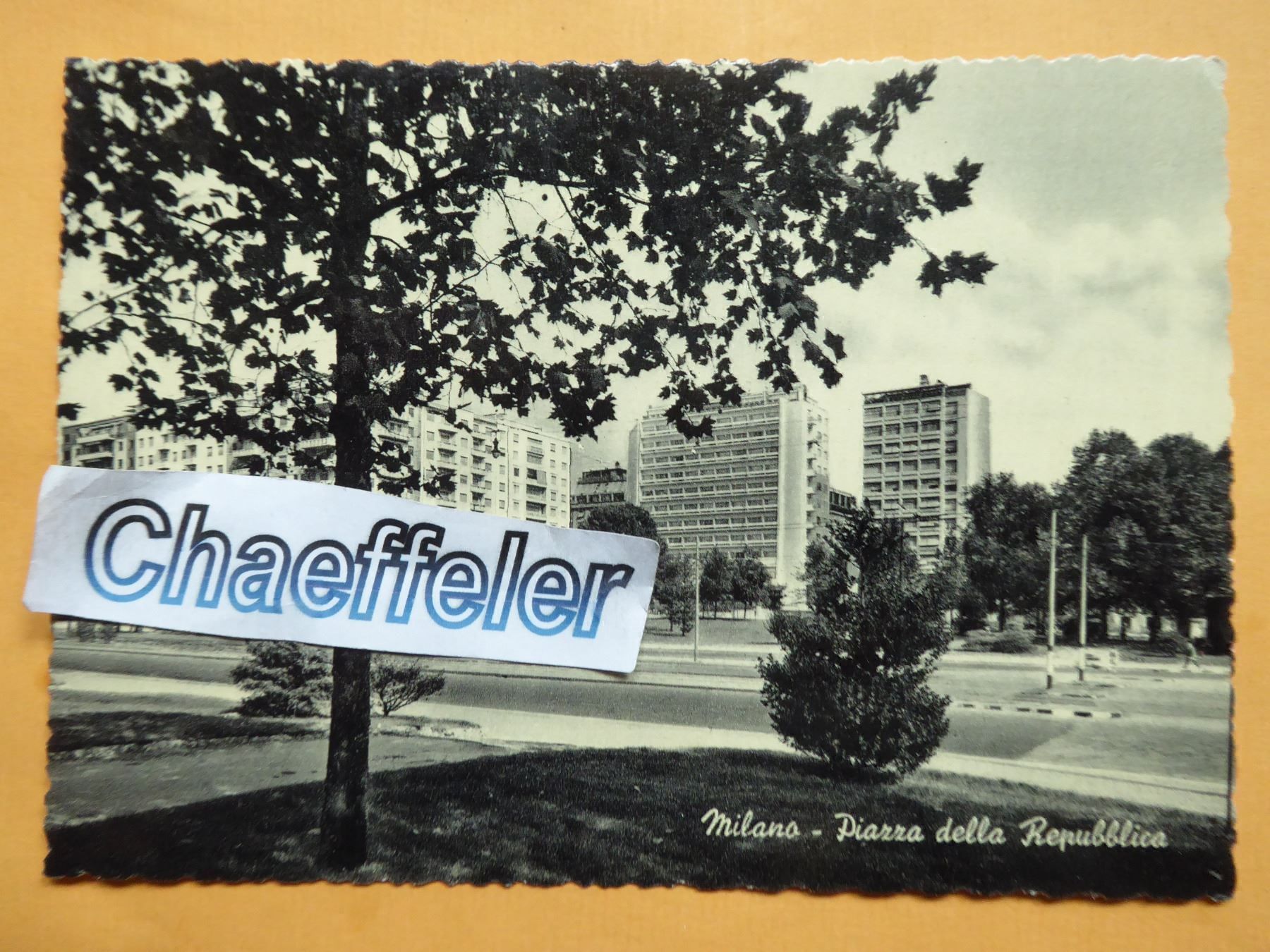 Cartoline postali: Milano, Piazza della Repubblica – Nuovo (secondo la descrizione) da Zürich venduto da Chaeffeler