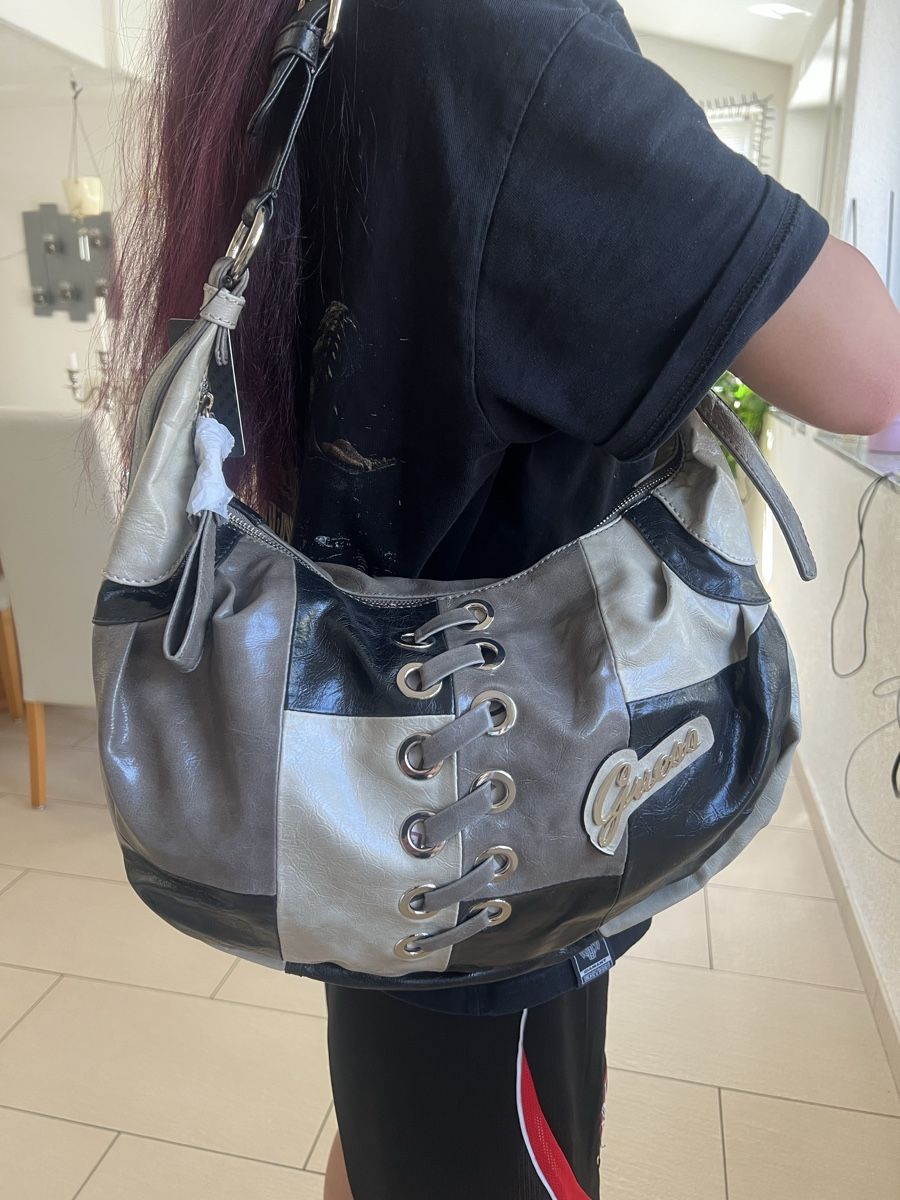 Borse da donna: Guess Tasche – Nuovo e nell'imballaggio originale da witterswil venduto da Bargo 6
