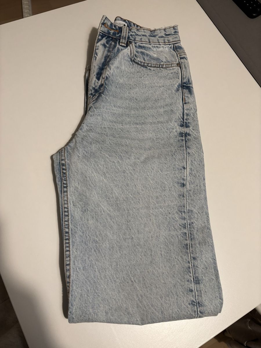 Zara Jeans: Straight leg jeans Zara Gr. 34 – Gebraucht aus Basel von ine_tl5x