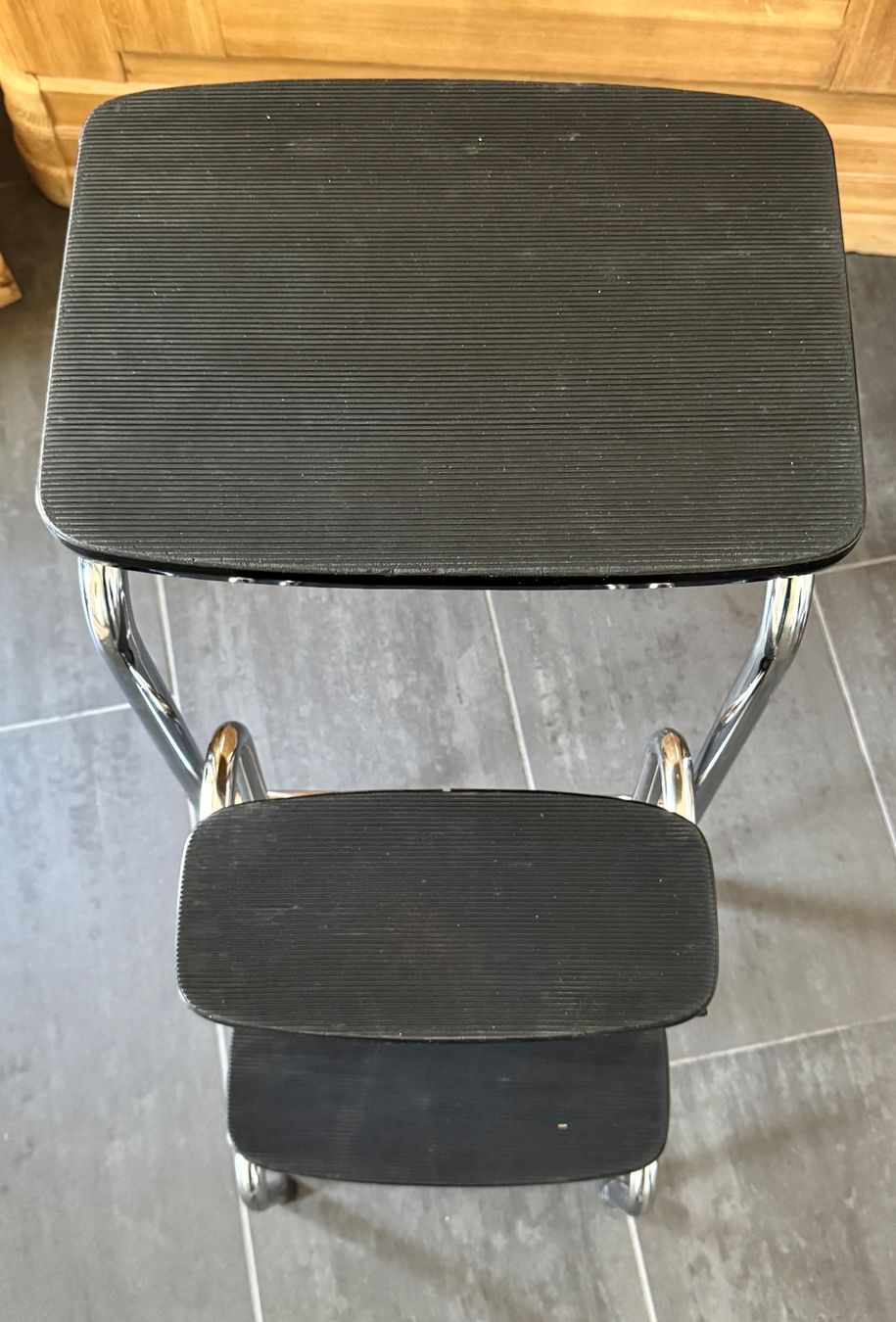 Hocker: Alter Dreitritt Tritthocker Trittleiter 60er-Jahre – Gebraucht aus Rothrist von Luckywinner 4