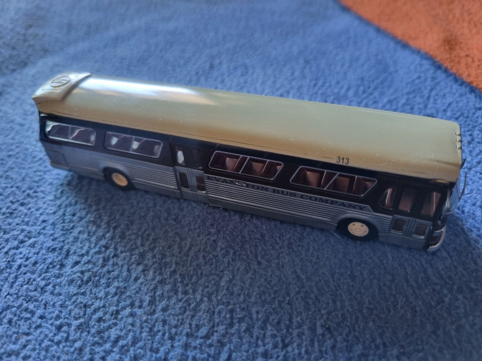 Busch Modellini d'auto: bus us – Usato da yverdon-les-bains venduto da jonathan21
