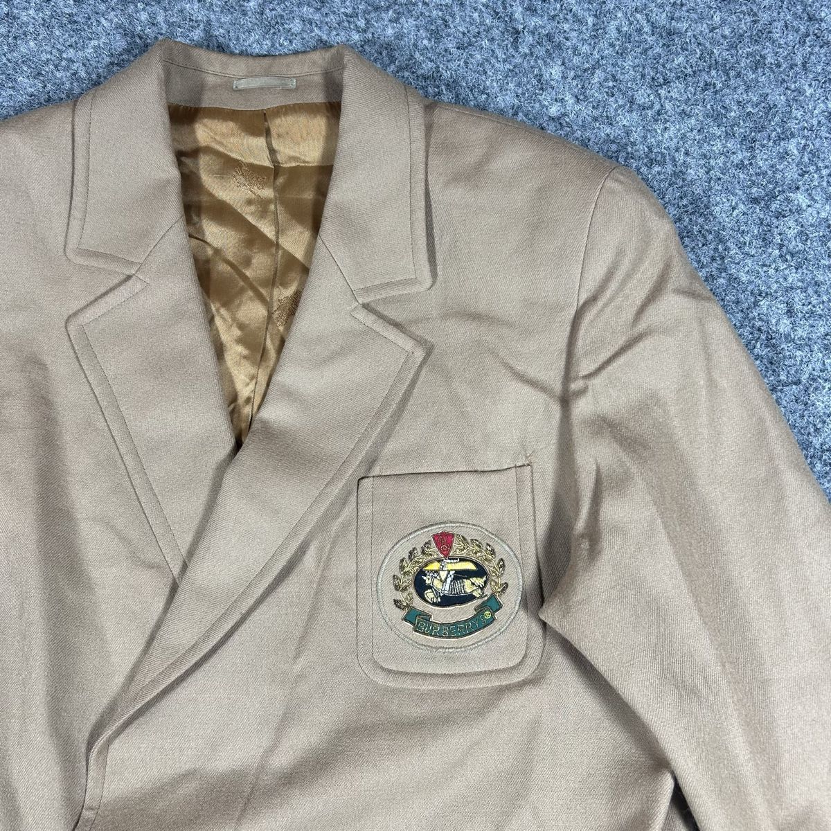 Anzüge: Burberry 1980 – Neu (gemäss Beschreibung) aus La Sagne NE von Matlasape 3