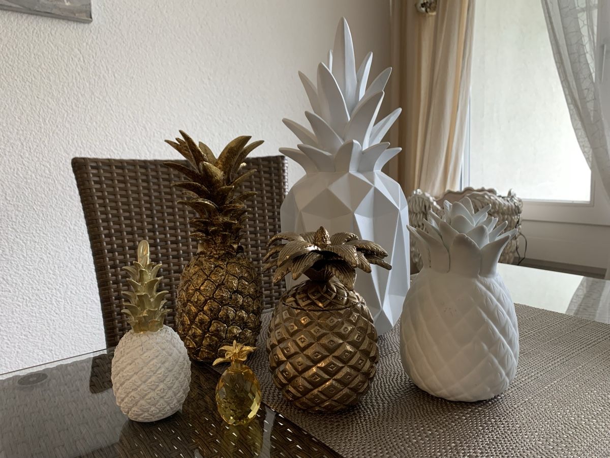 Pfister Alle Dekorationen: 6 Deko Ananas Gold Weiss🍍🍍🍍🍍🍍 – Neu (gemäss Beschreibung) aus Emmenbrücke von Dior09 1