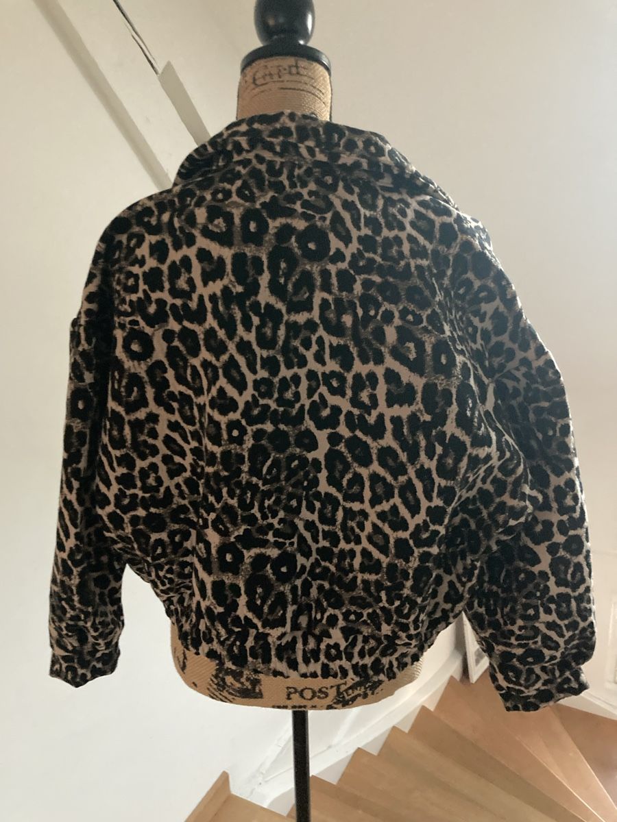 Jacken: Bomberjacke Leoprint, neu mit Etikett  – Neu (gemäss Beschreibung) aus Binningen von kku01 2