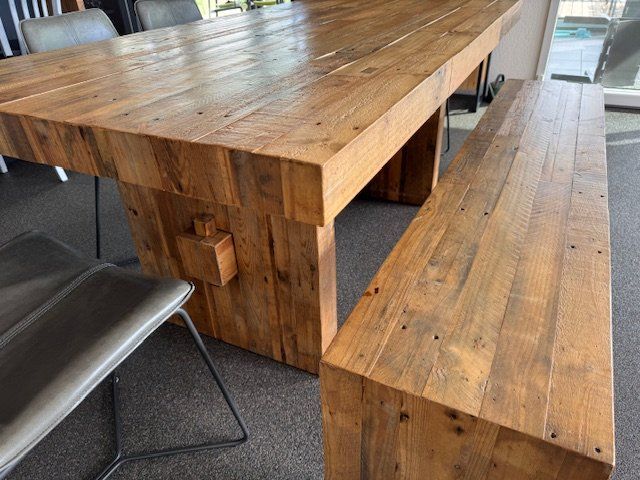 Tavoli: Table à manger et banc en pin recyclé – Usato da Montherod venduto da wor_q2tn 1