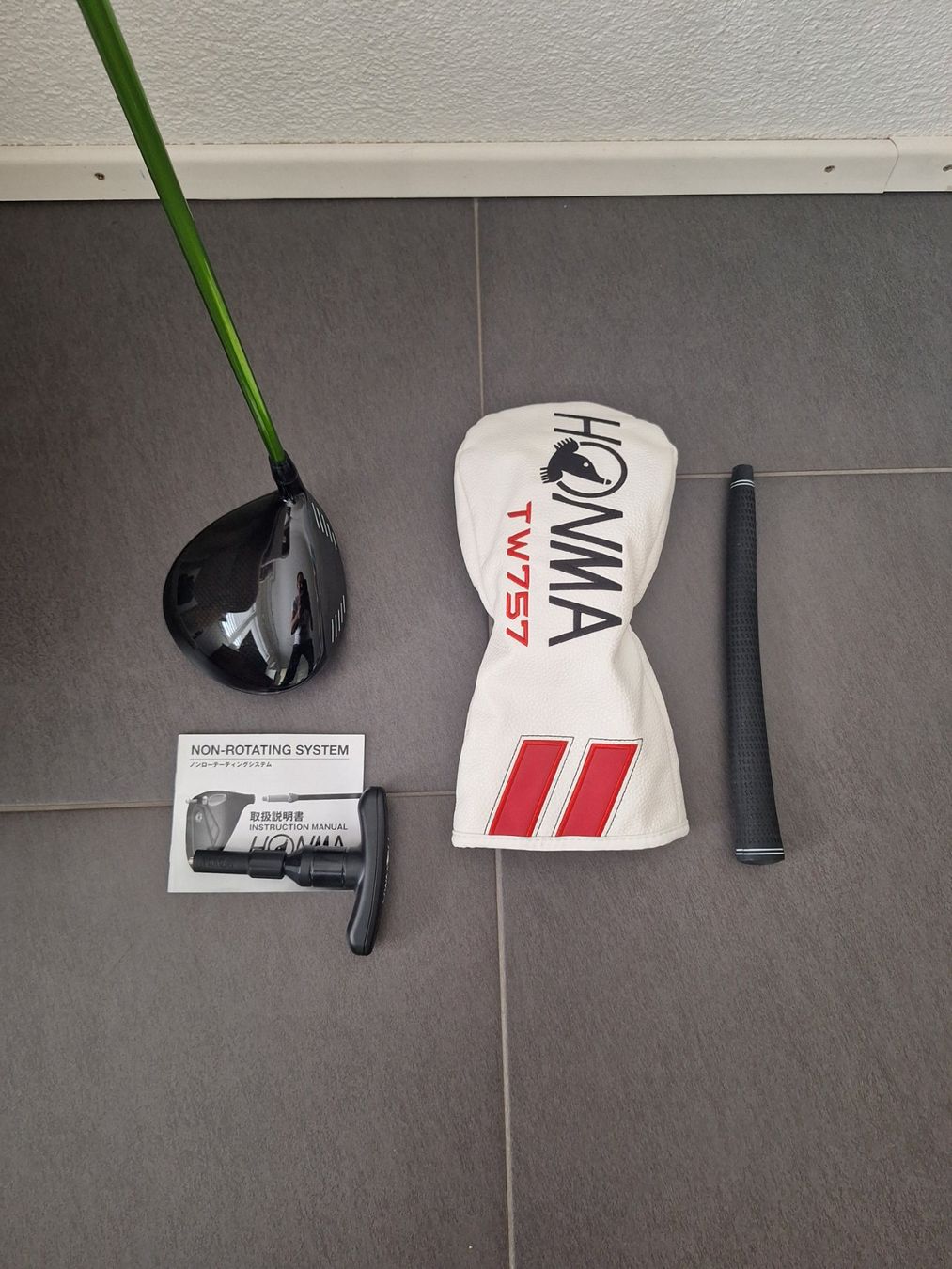 Honma Schläger & Sets: HONMA TW757 D Driver 10.5° mit VIZARD Stiff-Schaft – Gebraucht aus Bremgarten b. Bern von 7576 1