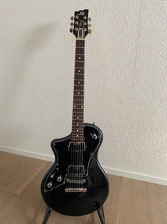 Strumenti musicali: E-Gitarre Duesenberg Julietta, Linkshänder, Lefthand – Usato da Ettenhausen TG venduto da Ronny.10