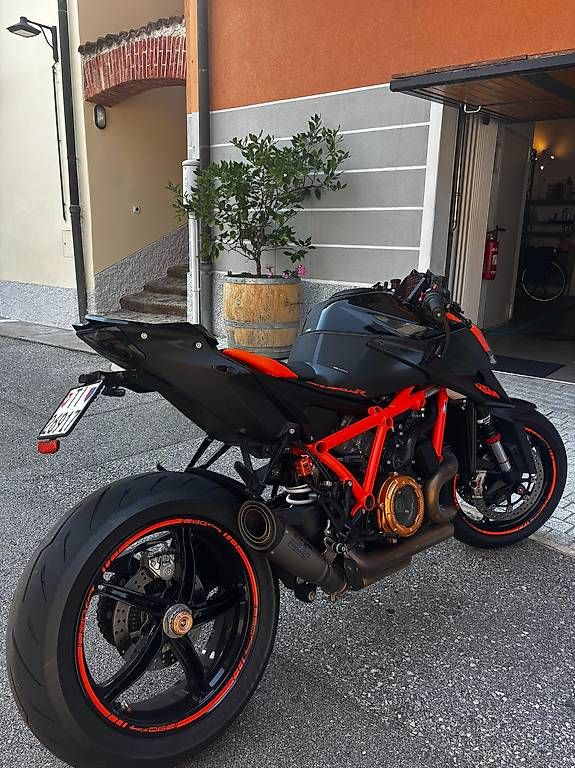 Strada: KTM 1290 Super Duke R 2020 – Usato da Melide venduto da and_zjg5 2