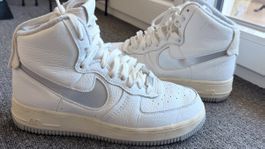  Nike Air Force 1 blanc cuir taille 38.5