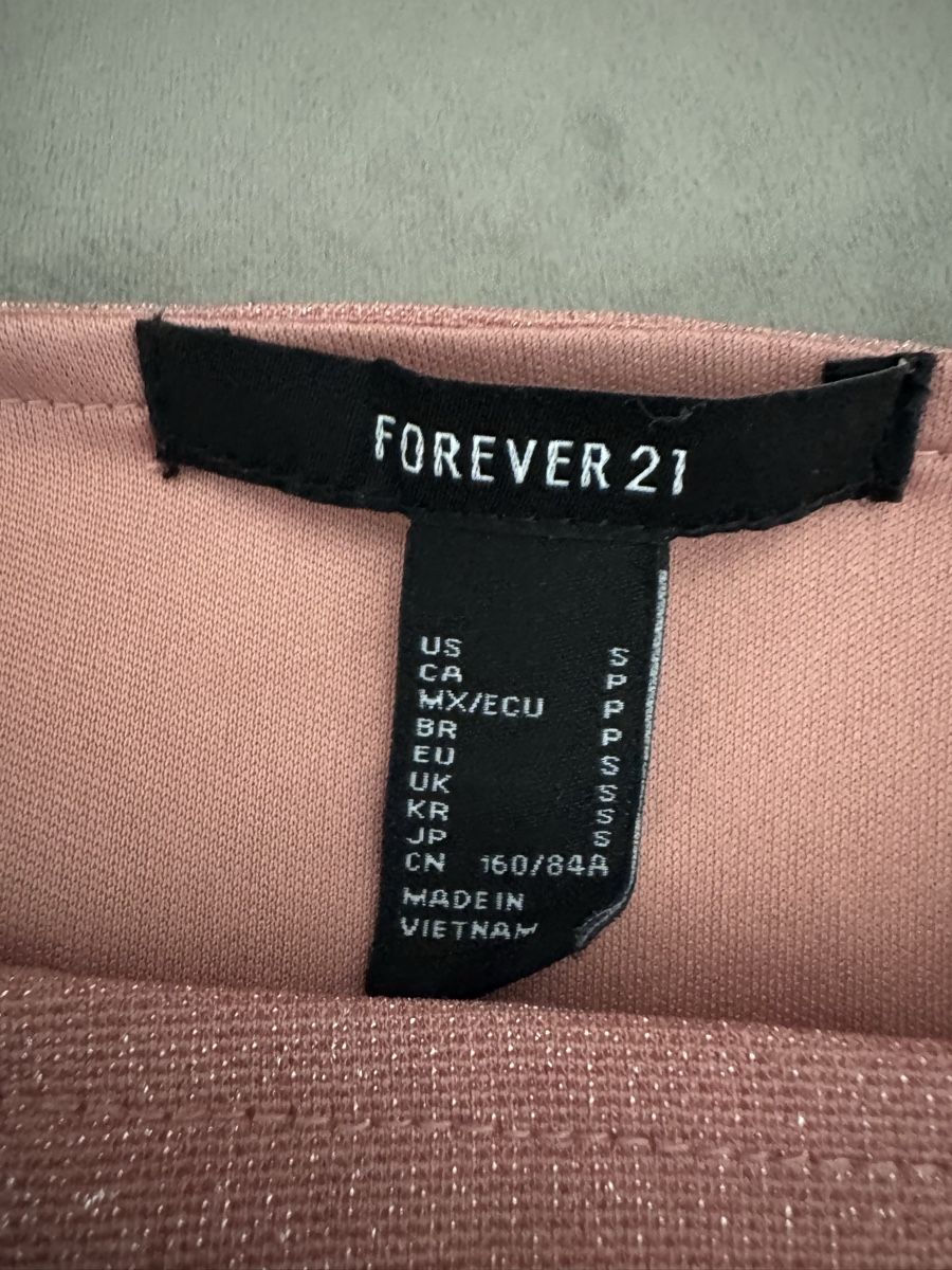 Kleider: Kleid FOREVER 21 rosa Grösse S  – Neu (gemäss Beschreibung) aus Olten von bir_k96n 4