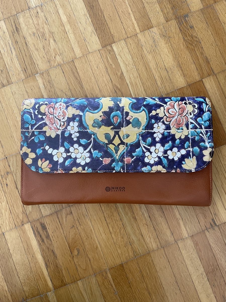 Borse da donna: INIKOO Leather Clutch Bag, New with Tag. – Nuovo e nell'imballaggio originale da Neuchatel venduto da shi_9fzw
